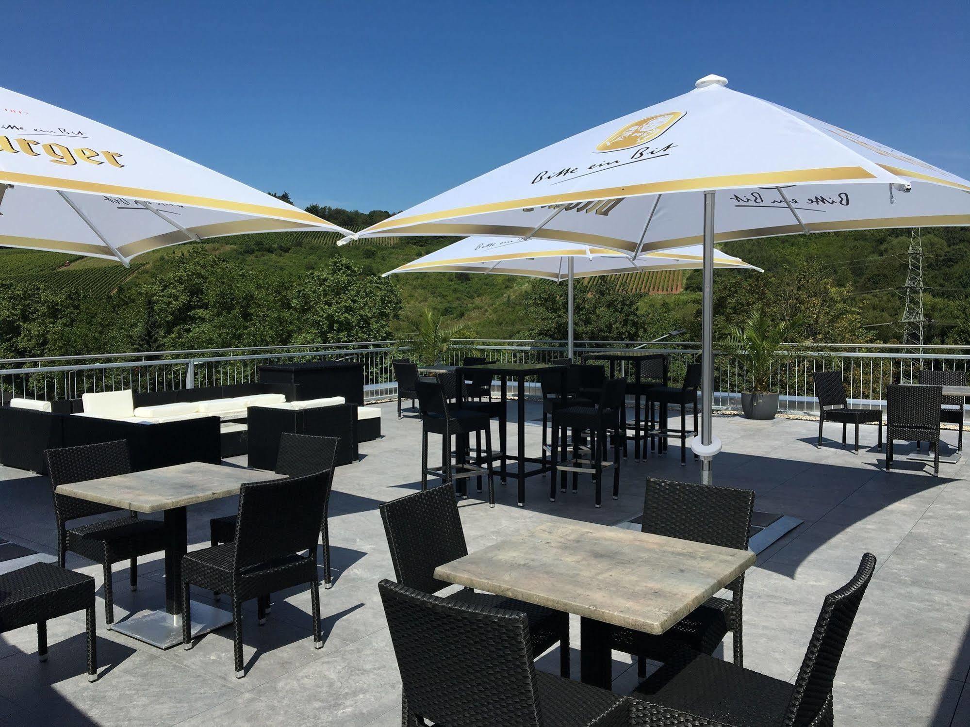 Schroeders Wein-Style-Hotel Treviri Esterno foto