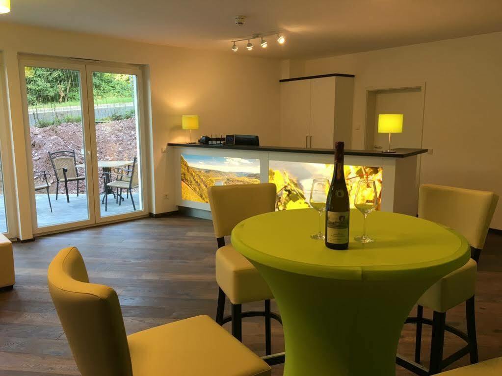Schroeders Wein-Style-Hotel Treviri Esterno foto